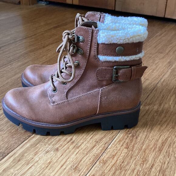 Cliffs Brown Faux Leather Boots, Size 5.5 - Picture 5 of 10